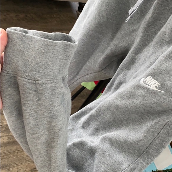 *SOLD* Gray Nike Sweatpants - Picture 3 of 4